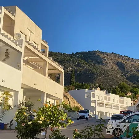 Dos Senoras Gordas Tatil Evi